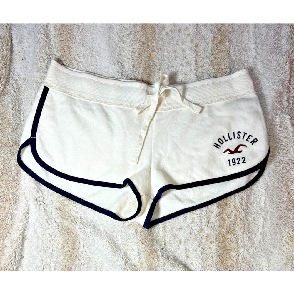 Hollister Woman’s Shorts Y2K Fleece Comfy Athletic Embroidered Logo 1922 Small
